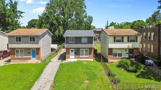 940 Maple Place, St Louis, MO 63112
