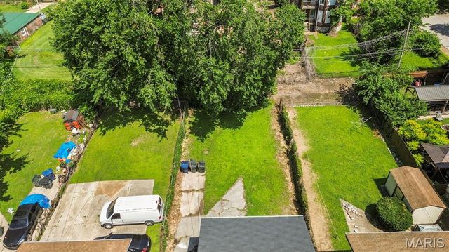 940 Maple Place, St Louis, MO 63112
