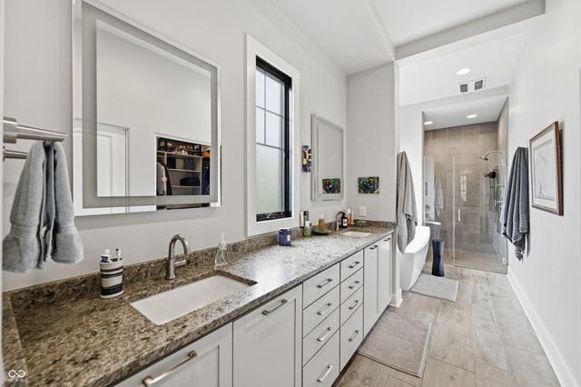 534 Dylan Drive, Carmel, IN 46032