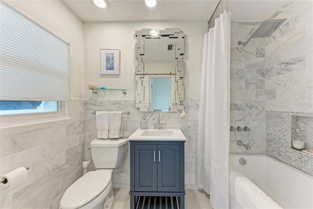 502 BAYVIEW DRIVE, Holmes Beach, FL 34217