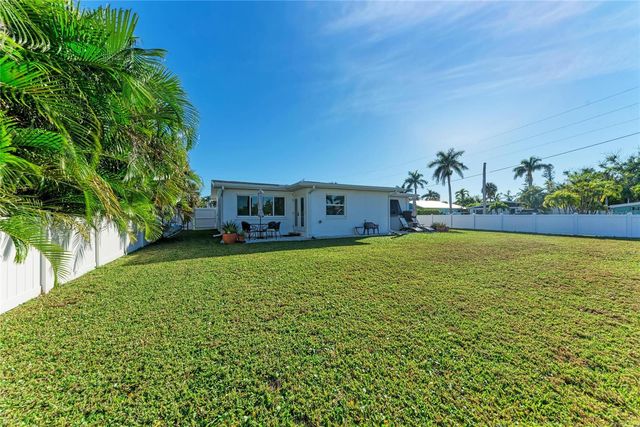 502 BAYVIEW DRIVE, Holmes Beach, FL 34217