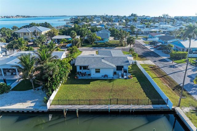 502 BAYVIEW DRIVE, Holmes Beach, FL 34217