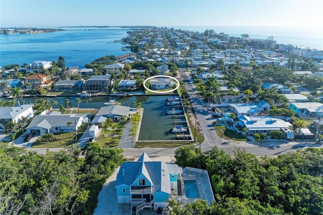 502 BAYVIEW DRIVE, Holmes Beach, FL 34217