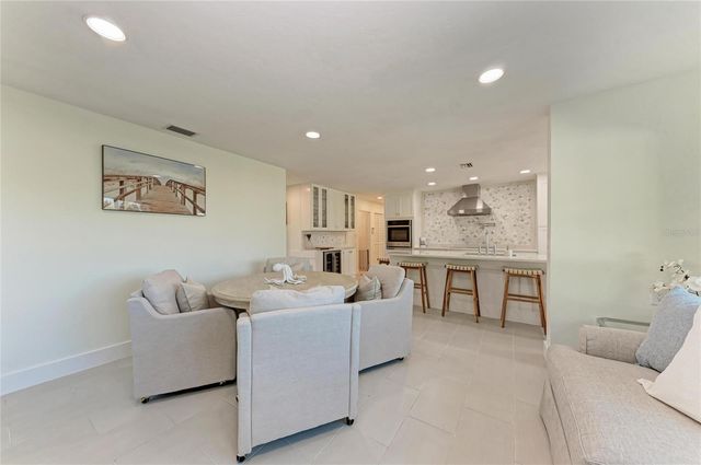 502 BAYVIEW DRIVE, Holmes Beach, FL 34217