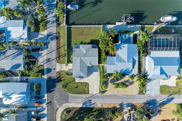 502 BAYVIEW DRIVE, Holmes Beach, FL 34217