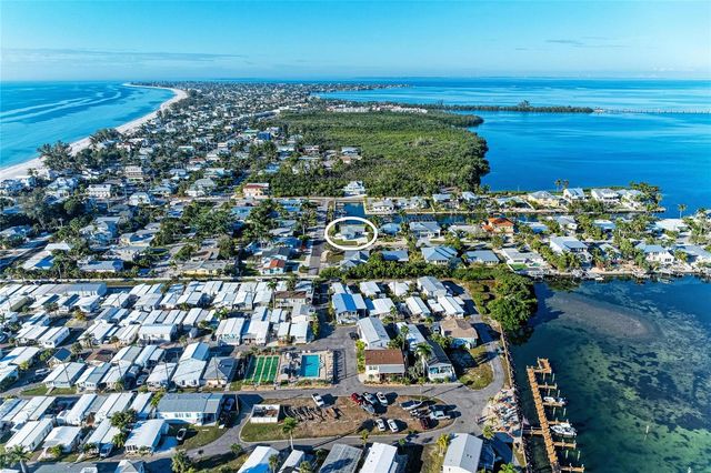 502 BAYVIEW DRIVE, Holmes Beach, FL 34217