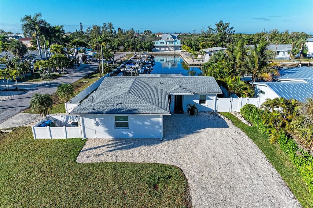 502 BAYVIEW DRIVE, Holmes Beach, FL 34217