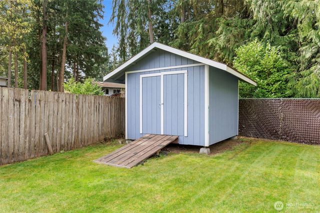 7451 Lazy S Lane NE, Bremerton, WA 98311