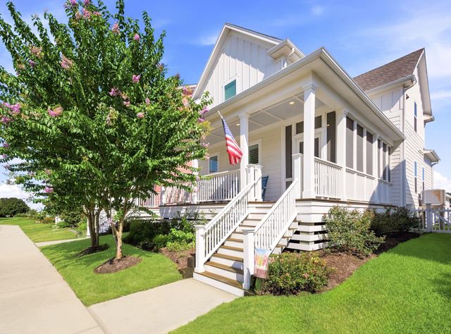 5 Duval Street, Galveston, TX 77554