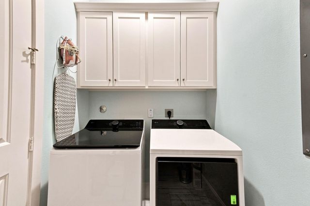 5 Duval Street, Galveston, TX 77554