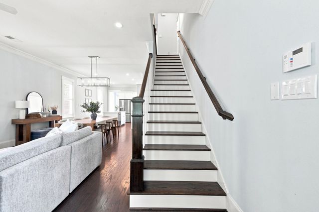 5 Duval Street, Galveston, TX 77554