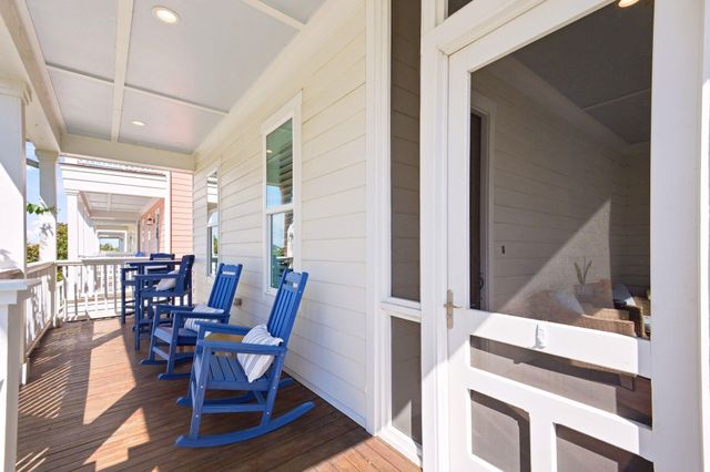 5 Duval Street, Galveston, TX 77554