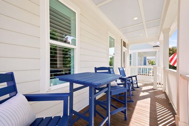 5 Duval Street, Galveston, TX 77554