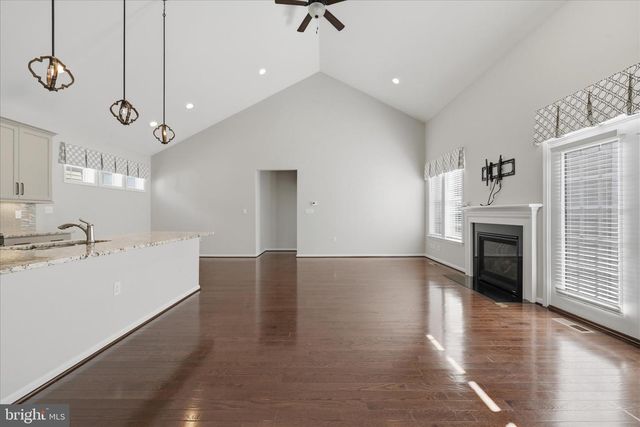 108 TRUMPET VINE DR, White Post, VA 22663