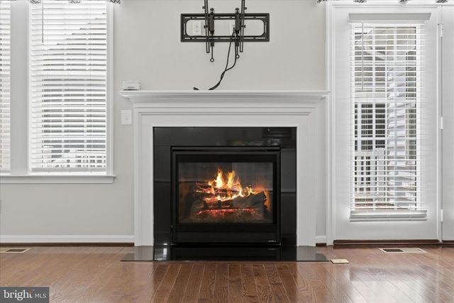 108 TRUMPET VINE DR, White Post, VA 22663