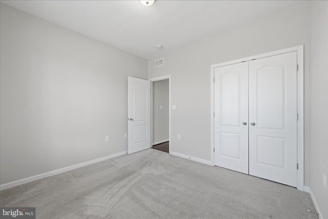 108 TRUMPET VINE DR, White Post, VA 22663