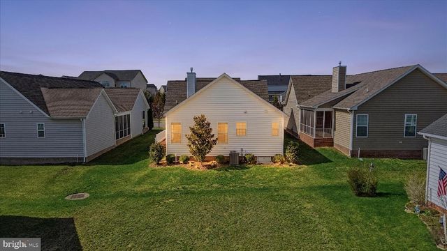 108 TRUMPET VINE DR, White Post, VA 22663