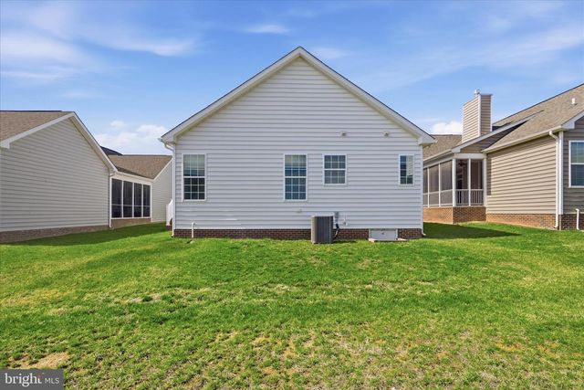 108 TRUMPET VINE DR, White Post, VA 22663