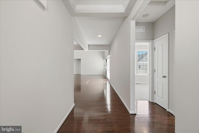 108 TRUMPET VINE DR, White Post, VA 22663