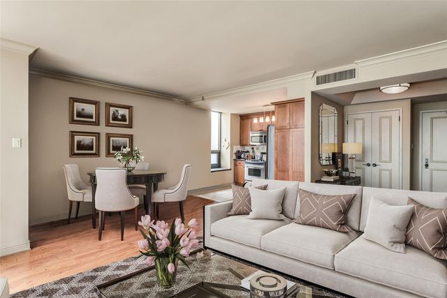 1111 Caroline Street 2611, Houston, TX 77010