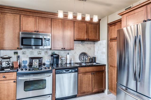 1111 Caroline Street 2611, Houston, TX 77010