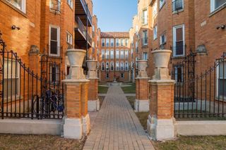 1642.5 W Greenleaf Avenue 2N, Chicago, IL 60626