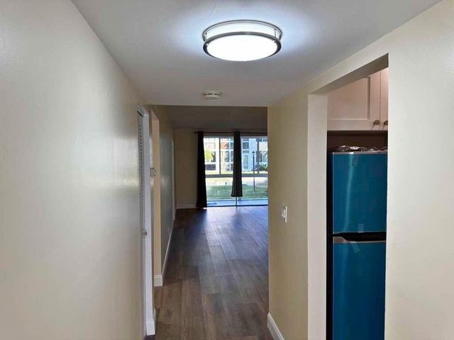 6005 Del Lago Circle 105, Sunrise, FL 33313