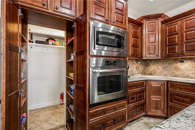 3300 Park Hill Boulevard, Bentonville, AR 72712