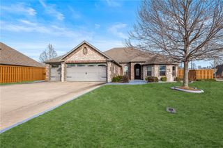 3300 Park Hill Boulevard, Bentonville, AR 72712