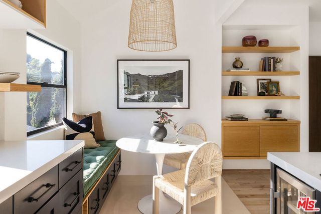 2274 Cove Avenue, Los Angeles, CA 90039