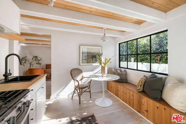 2274 Cove Avenue, Los Angeles, CA 90039