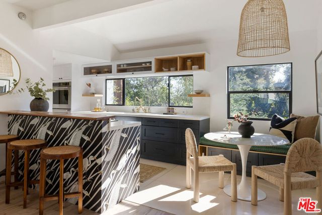 2274 Cove Avenue, Los Angeles, CA 90039