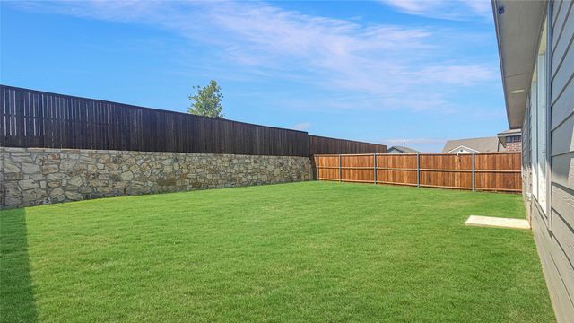 628 Haskell Drive, Aubrey, TX 76227