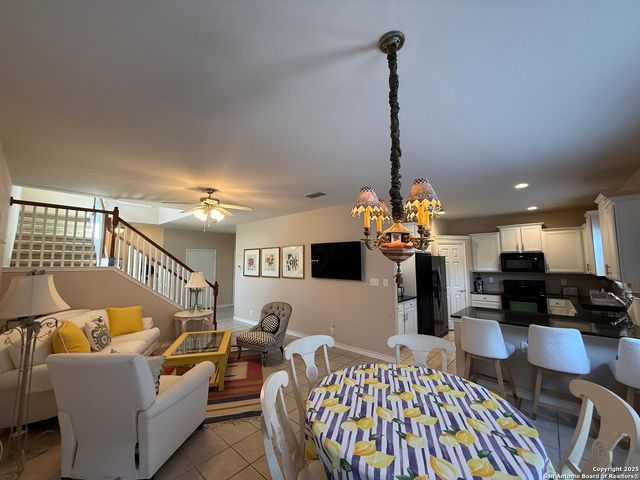 1242 Tweed Willow, San Antonio, TX 78258