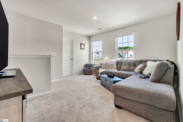 101 Penrose Circle, Central, SC 29630
