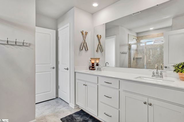 101 Penrose Circle, Central, SC 29630