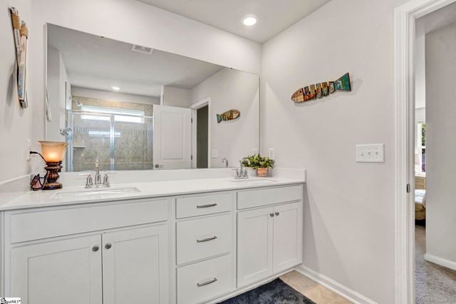 101 Penrose Circle, Central, SC 29630