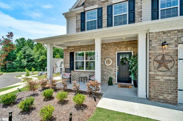 101 Penrose Circle, Central, SC 29630
