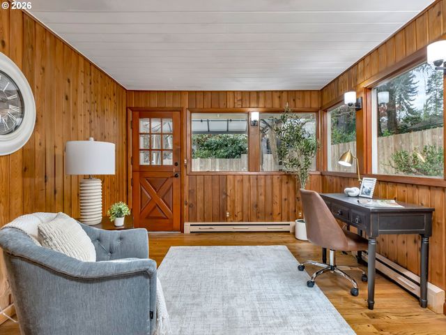 4585 Sw Poplar Ln, Portland, OR 97225