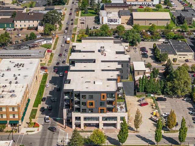 159 S River Avenue 502, Holland, MI 49423