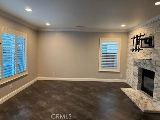 539 S CINNAMON Way, Orange, CA 92866