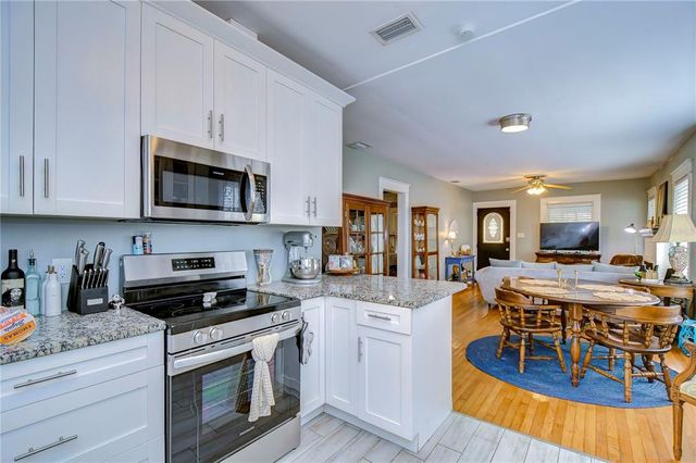 902 W COLUMBUS DRIVE, Tampa, FL 33602
