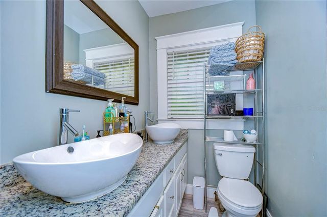 902 W COLUMBUS DRIVE, Tampa, FL 33602