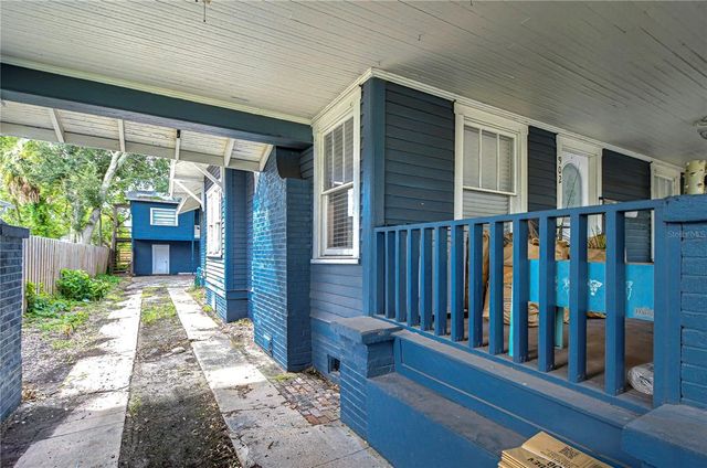 902 W COLUMBUS DRIVE, Tampa, FL 33602