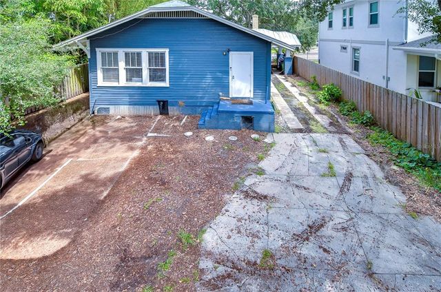 902 W COLUMBUS DRIVE, Tampa, FL 33602