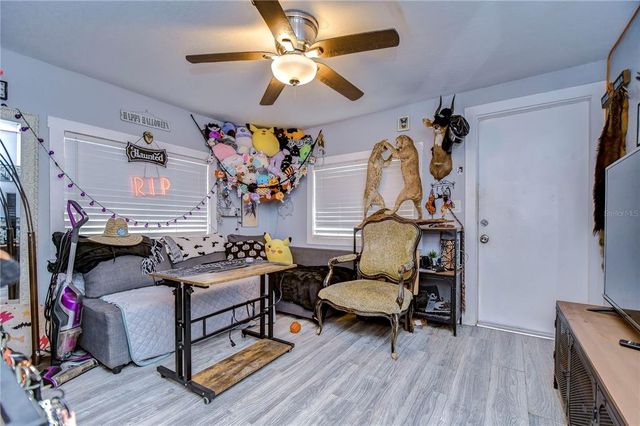 902 W COLUMBUS DRIVE, Tampa, FL 33602