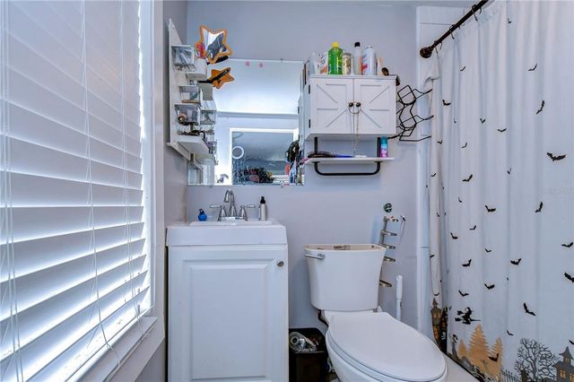 902 W COLUMBUS DRIVE, Tampa, FL 33602
