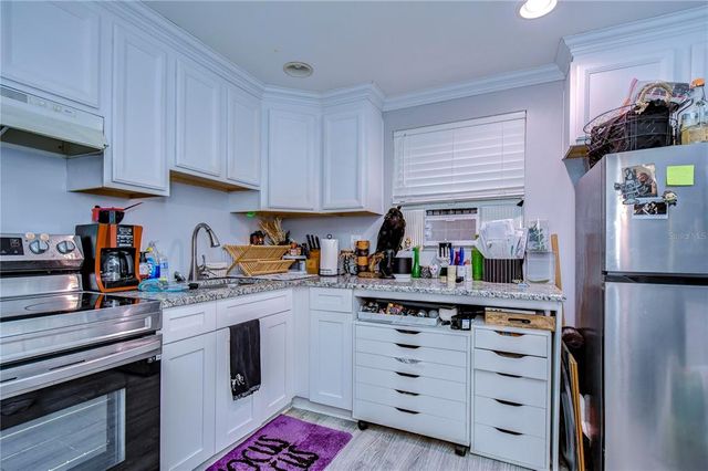 902 W COLUMBUS DRIVE, Tampa, FL 33602