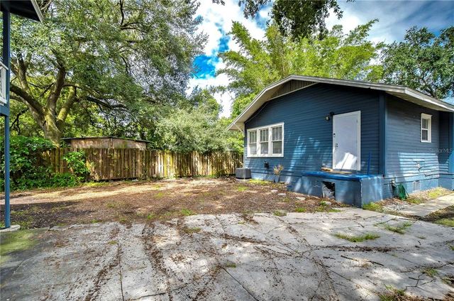 902 W COLUMBUS DRIVE, Tampa, FL 33602