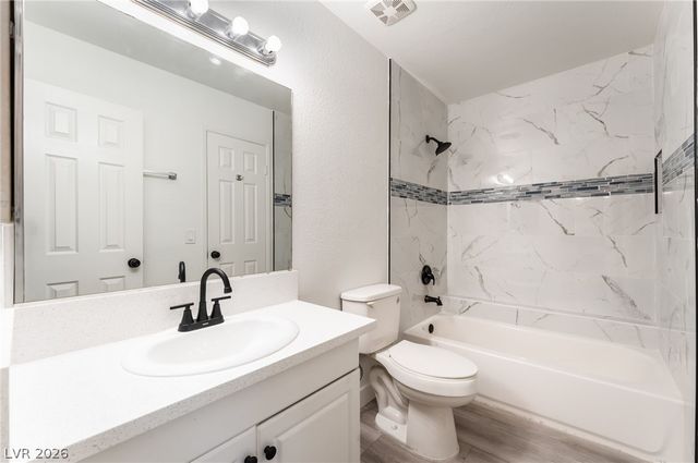 3151 Soaring Gulls Drive 2160, Las Vegas, NV 89128